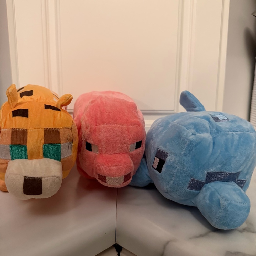 Minecraft Plush Bundle Pig Dolphin Ocelot Cat Mattel Mojang 2021 Stuffed Toys